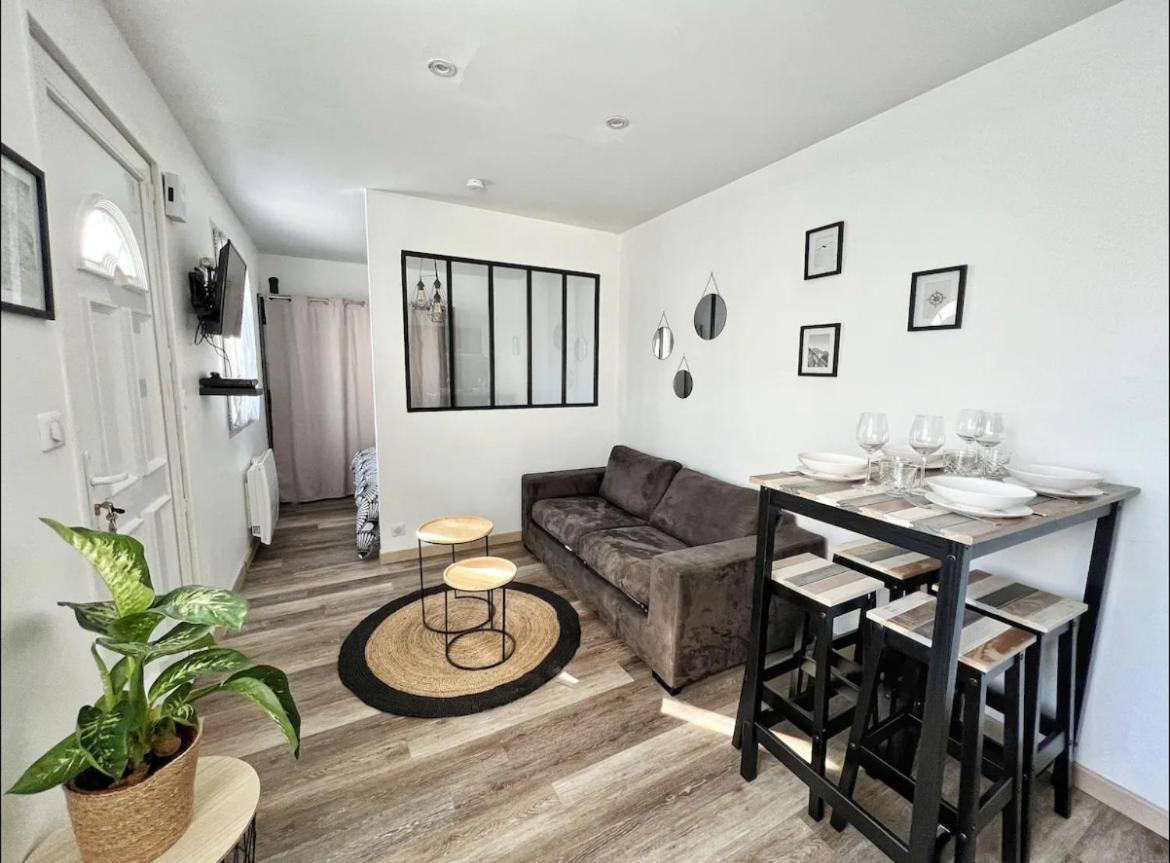 Joli Appartement Avec Parking Λα Ροσέλ Εξωτερικό φωτογραφία